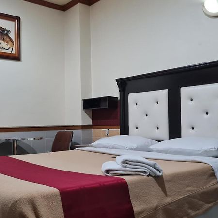 Tiger Hotel 앙헬레스 외부 사진