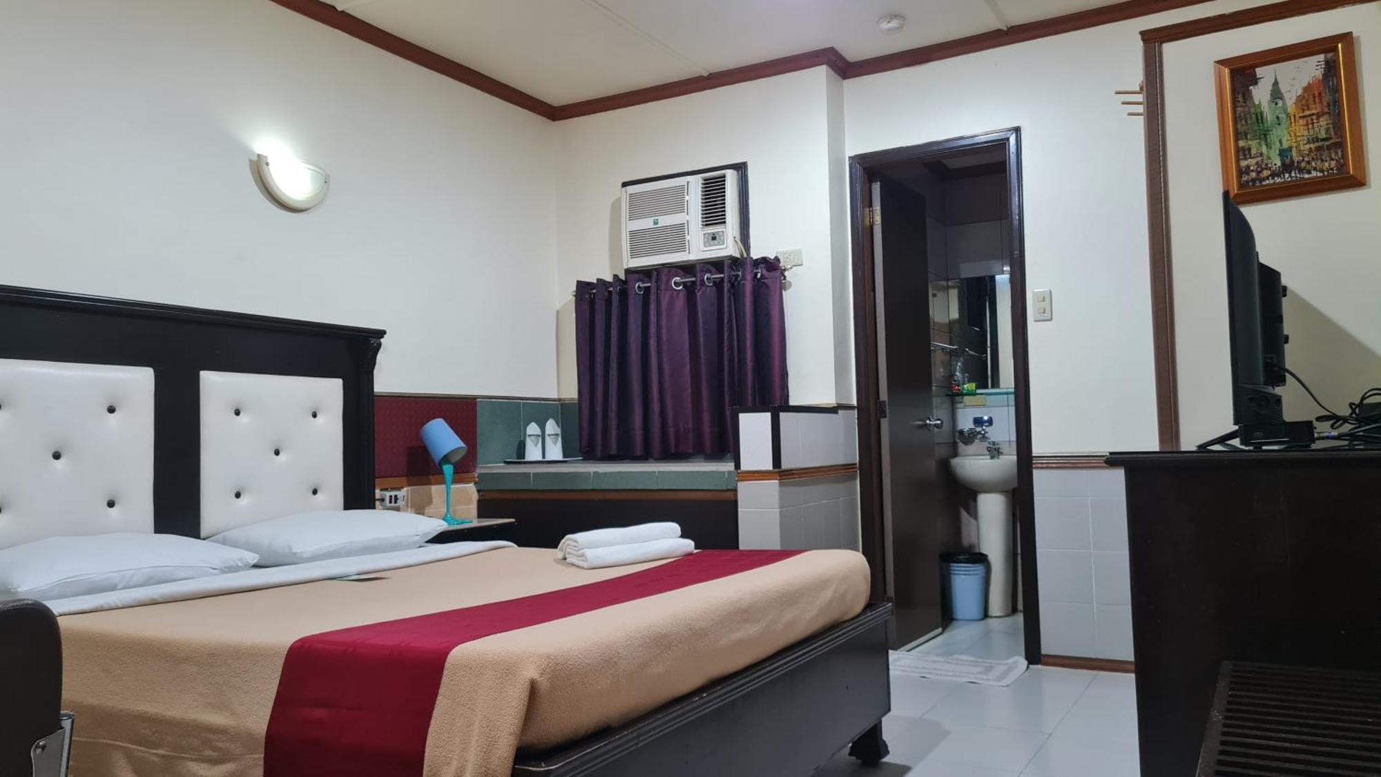 Tiger Hotel 앙헬레스 외부 사진
