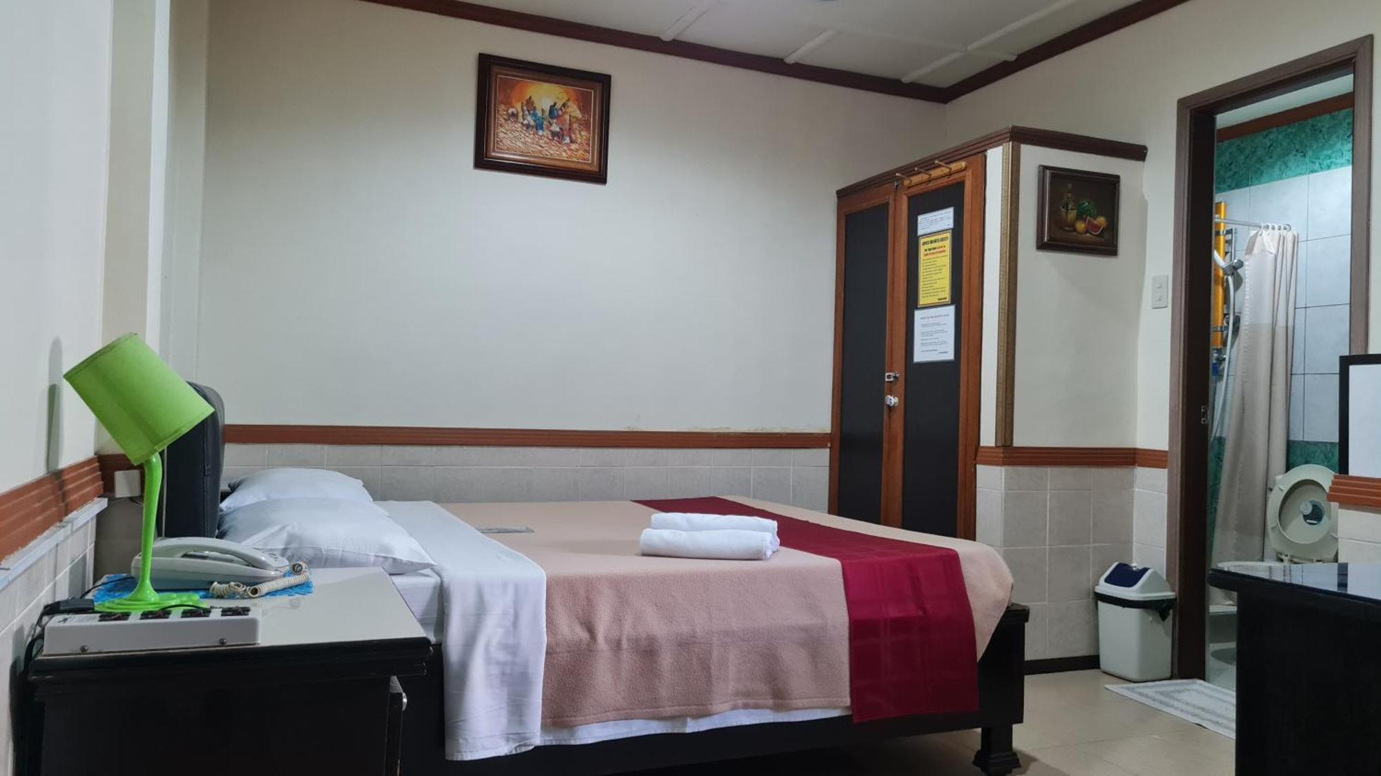 Tiger Hotel 앙헬레스 외부 사진